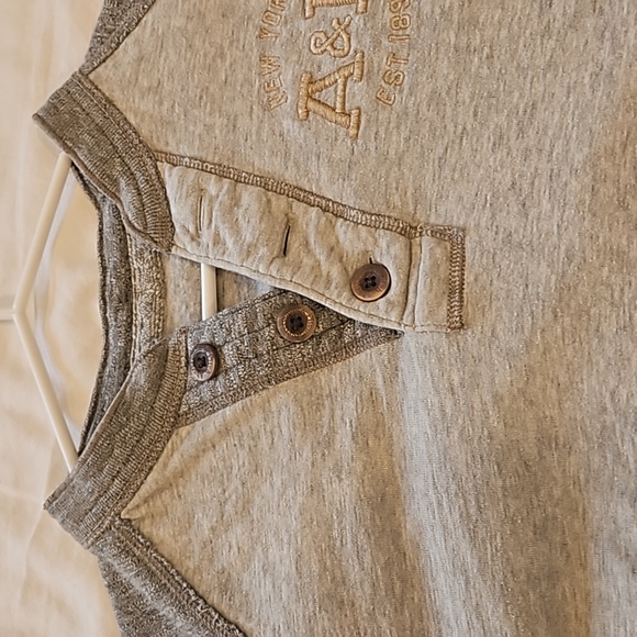 Abercrombie and fitch shirt - Picture 3 of 4